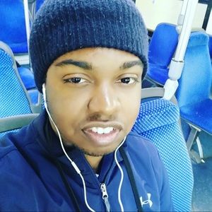 Meet your Posher, Avery